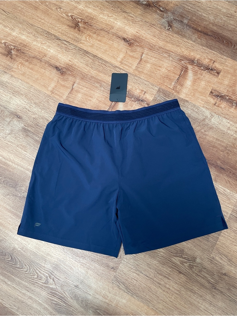 Fabletics Mens 7” Inch Fundamental Shorts NEW‎ NWT Size XL Blue Pockets Stretch